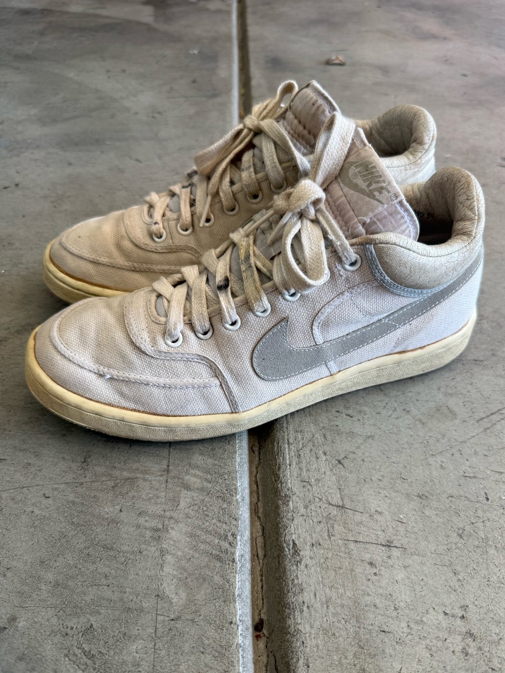 Vintage 80s Nike Skyforce 1983 White Shoe Men's 9.5 Korea Label Canvas Sneaker